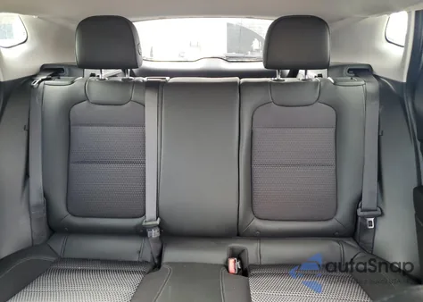 2024 Chevrolet Trax 1Lt z USA, uszkodzony, nr VIN KL77LHE2XRC155257